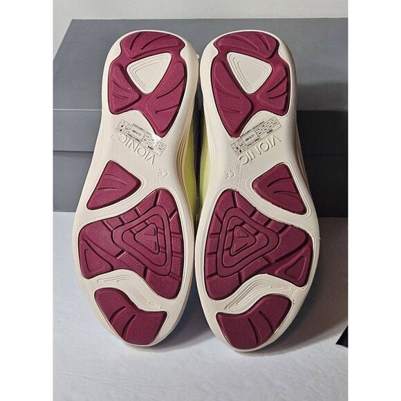 ladies Venya walking sneakers  Nwb - Picture 7 of 11
